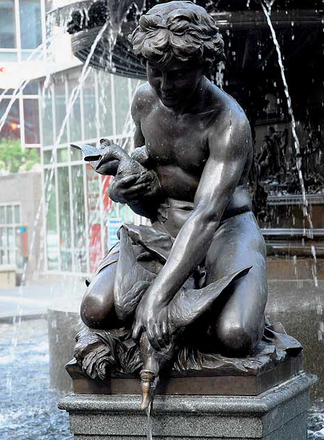 The Tyler Davidson Fountain (1871) - The Genius of Water - Fountain Square, Cincinnati, Ohio - August von Kreling and Ferdinand von Miller