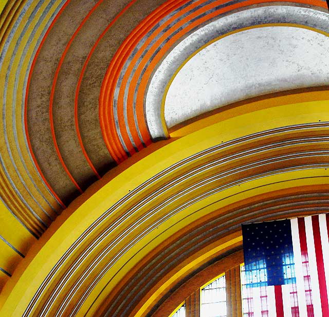 Rotunda at the Cincinnati Union Terminal (1931) - principal architects Alfred T. Fellheimer and Steward Wagner, with architects Paul Philippe Cret and Roland Wank as design consultants