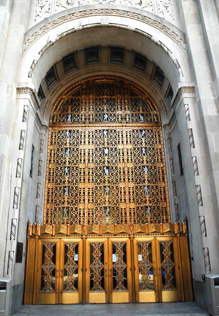 Cincinnati Times-Star Building (1933) - 800 Broadway - Samuel Hannaford and Sons