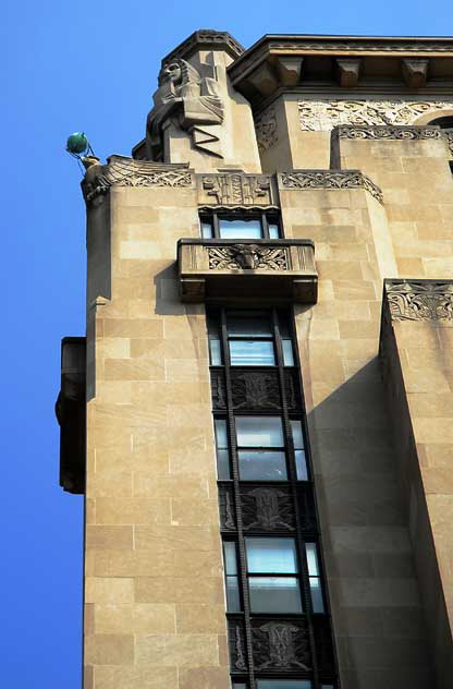 Cincinnati Times-Star Building (1933) - 800 Broadway - Samuel Hannaford and Sons