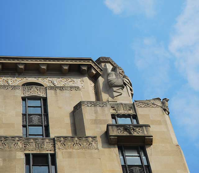 Cincinnati Times-Star Building (1933) - 800 Broadway - Samuel Hannaford and Sons