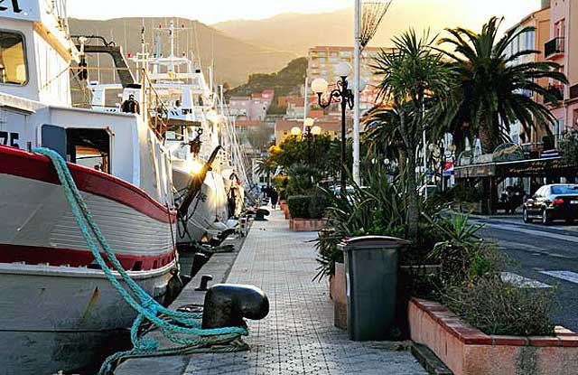 Port-Vendres (dpartement of Pyrnes-Orientales, Languedoc-Roussillon rgion), a fishing village on the Mediterranean, just north of the Spanish border, where the Pyrenees drop into the sea