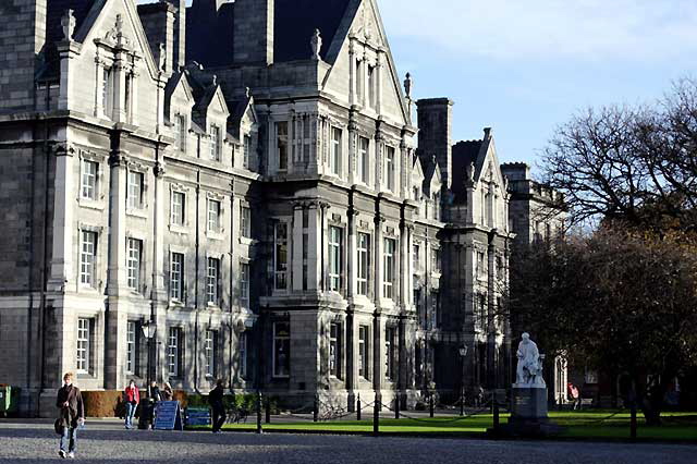 University College, Dublin - photo, Martin A. Hewitt