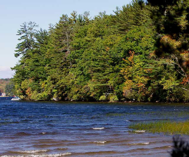 New Hampshire, the weekend of October 2, 2010 - photograph copyright  Martin A. Hewitt - used by permission, all rights reserved