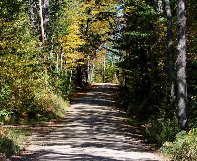 New Hampshire, the weekend of October 2, 2010 - photograph copyright  Martin A. Hewitt - used by permission, all rights reserved