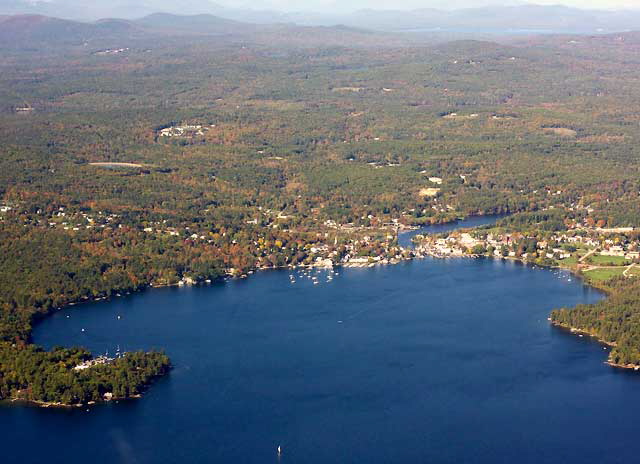 New Hampshire, the weekend of October 2, 2010 - photograph copyright  Martin A. Hewitt - used by permission, all rights reserved