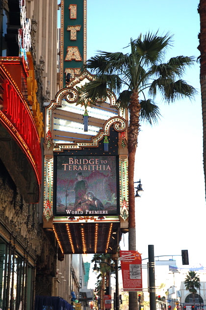 The world premier of Bridge to Terabithia at the Disney El Capitan, Hollywood - 3 Februaart 2007