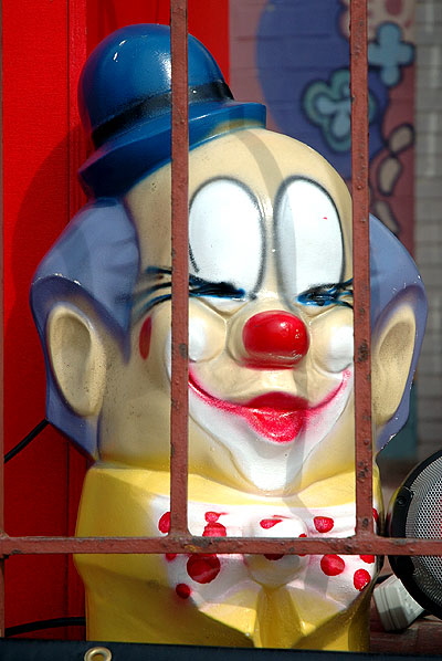Clown head on sidewalk, Venice Beach