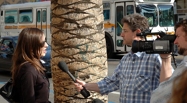 Press - Interviews - Setting Up for the Oscars on Hollywood Boulevard - 2007