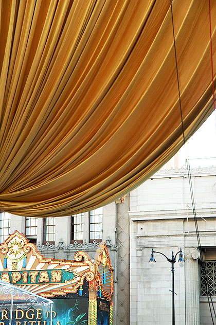 Setting Up for the Oscars on Hollywood Boulevard - 2007