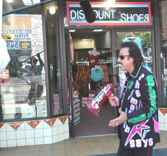 "The Mouth of the South" is Jimmy Hart - also known as "The Colonel" 