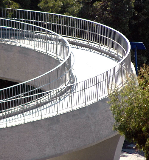 Pedestrian bridge down to the Santa Monica beach -