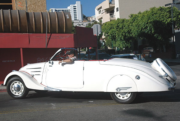 1938 Peugeot 402 Eclipse DeCapotable 