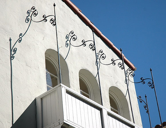 El Pasadero (1931), 1330 North Harper Avenue, West Hollywood