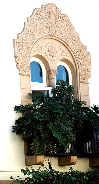 Romanesque Villa (1928), 1301-1309 North Harper Avenue, West Hollywood 