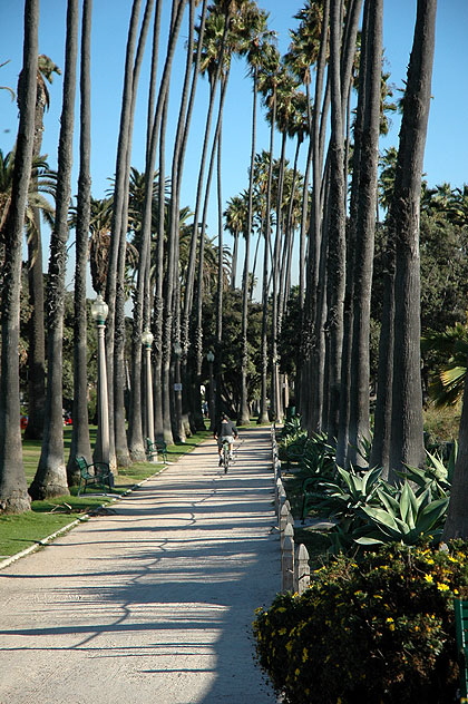 Pacific Palisades Park, Santa Monica, California, late afternoon - 