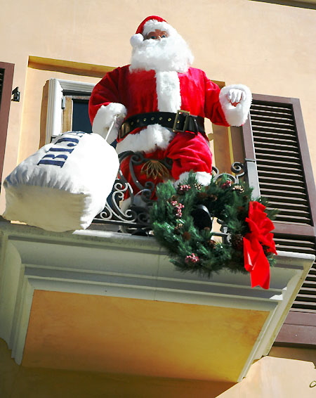 Christmas display at Bijan on Rodeo Drive