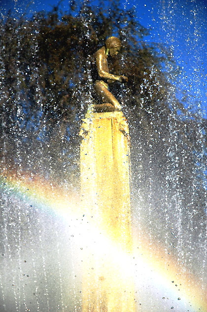 Electric Fountain and Indian sculture (1931) - plaza and fountain, architect Ralph Carlin Flewelling, sculpture  by Robert Merrell Gage 