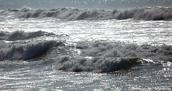 The surf in Manhattan Beach
