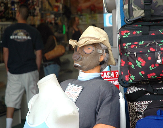 Venice Beach, Thursday, September 21 - every picture tells a story, however unclear -