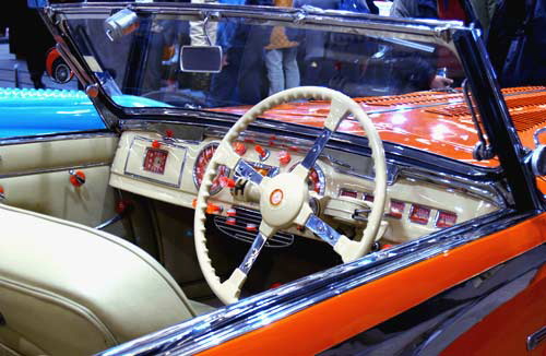Rétromobile Paris, 2007 - Delahaye - the big orange convertible