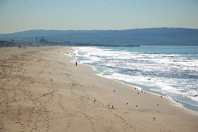 Manhattan Beach, midwinter