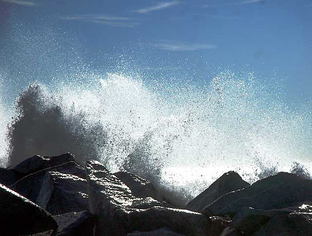 Waves breaking on Venice Beach breakwater, January 14, 2008