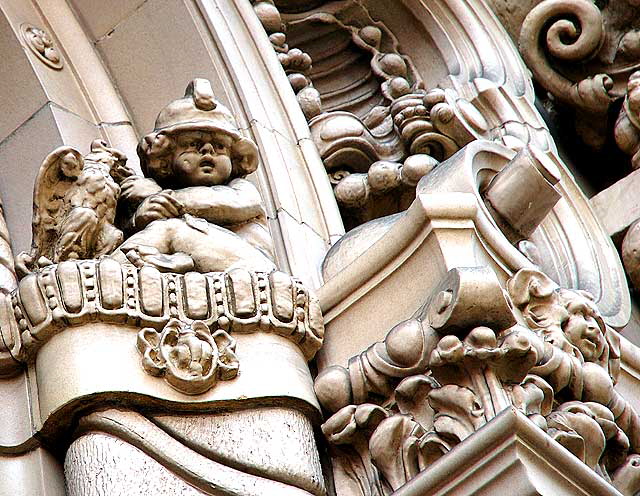 The Million Dollar Theater, 307 South Broadway, Los Angeles - 1918, Albert C. Martin