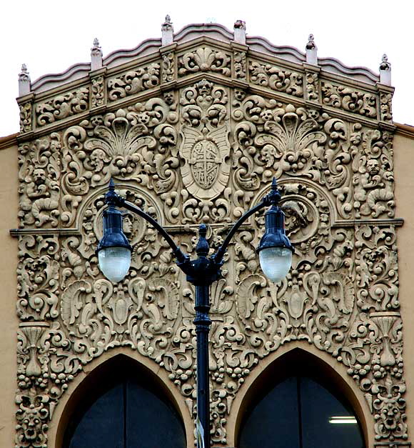 Streetlamps and Spanish Rococo wall, Hollywood Boulevard