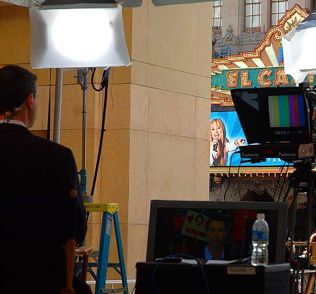 The Los Angeles Democratic Presidential Debate, January 31, 2008, at the Kodak Theater on Hollywood Boulevard - street scene 