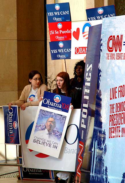 The Los Angeles Democratic Presidential Debate, January 31, 2008, at the Kodak Theater on Hollywood Boulevard  this was what was happening outside, just before the debate began.  The Obama folks outnumbered the Clinton folks.