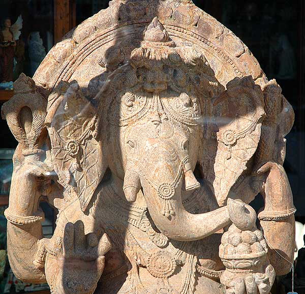 Stone elephant, Objets d'Art & Spirit - 7529 Sunset Boulevard, Hollywood