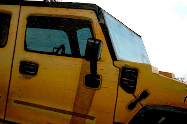 Giant wooden Hummer at Finance Auto Sales, 11604 Prairie Avenue, Hawthorne - the "Bummer"