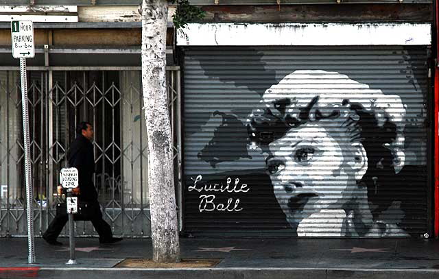 Lucille Ball graphic and pedestrian, Hollywood Boulevard