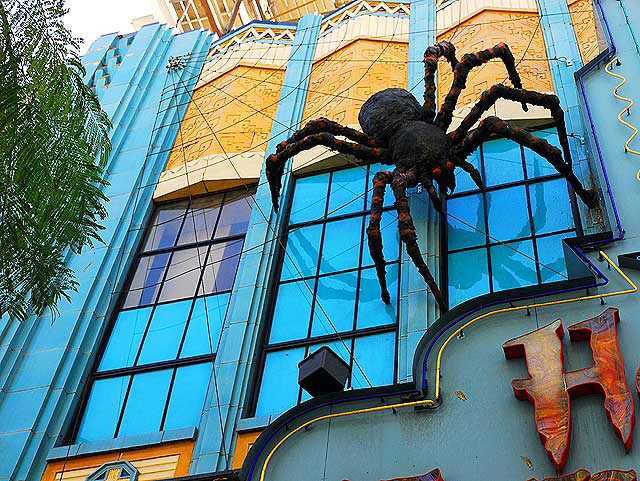 Spider at the Magic Store, Hollywood Boulevard