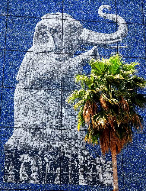 Palm tree and elephant graphic, east wall, Hollywood and Highland