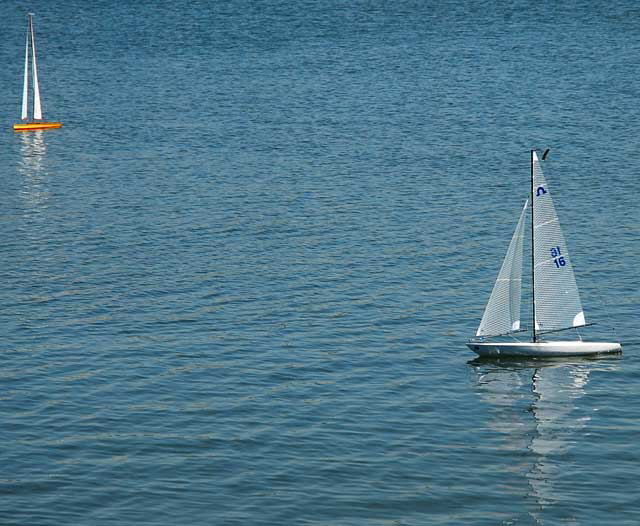 Radio-controlled scale-model sailboats