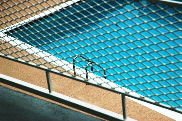 Hollywood pool, rainy Sunday 