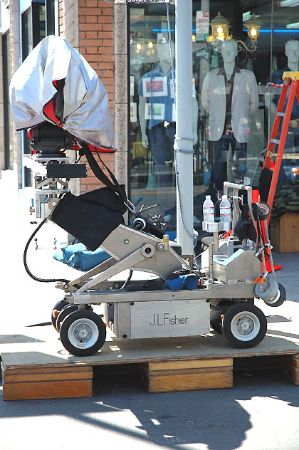 Verizon commercial, location shoot, Melrose Avenue at Curson, Wednesday, April 25, 2007