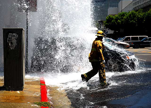 Broken fire hydrant, Tuesday, May 13, 2008, in the Wilshire District at noon - the northwest corner of Third and Vermont