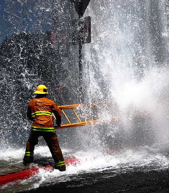 Broken fire hydrant, Tuesday, May 13, 2008, in the Wilshire District at noon - the northwest corner of Third and Vermont