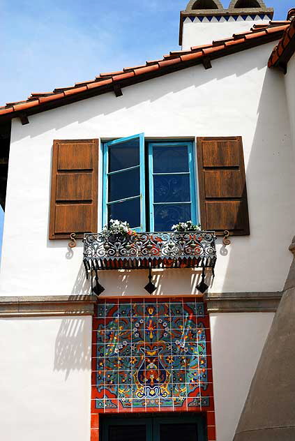 The Adamson House, Pacific Coast Highway at Malibu Lagoon State Beach - Stiles Oliver Clements, 1929  Window Treatment