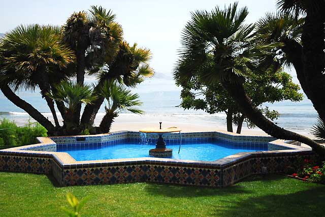 The Adamson House, Pacific Coast Highway at Malibu Lagoon State Beach - Stiles Oliver Clements, 1929  Tile Fountain