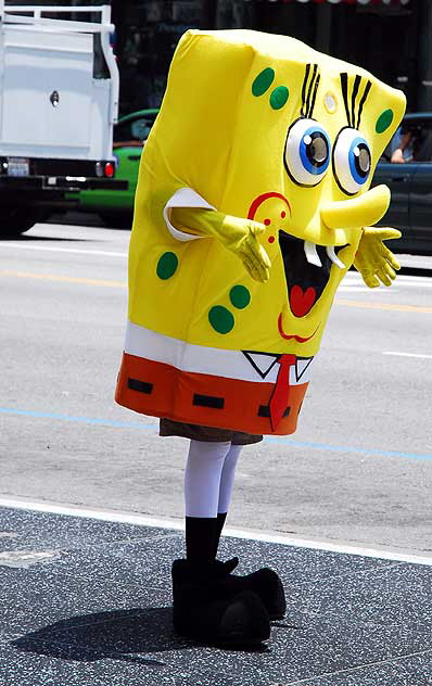 SpongeBob SquarePants impersonator, Hollywood Boulevard