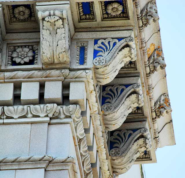 Security Pacific Bank Building, 1921, John and Donald B. Parkinson, 6381 Hollywood Boulevard, at Raymond Chandler Square