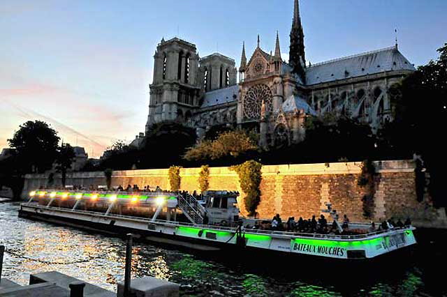 Paris: Bateau Mouche