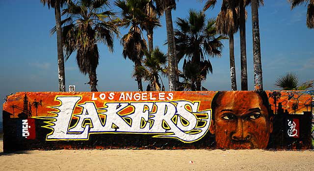 Graffiti at Venice Beach - Lakers Mural