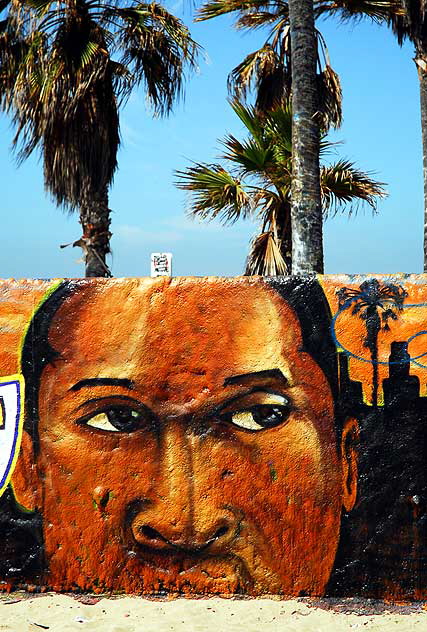 Graffiti at Venice Beach - Lakers Mural