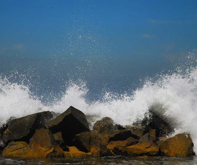 Waves pounding the breakwater at Venice Beach, north of the pier 