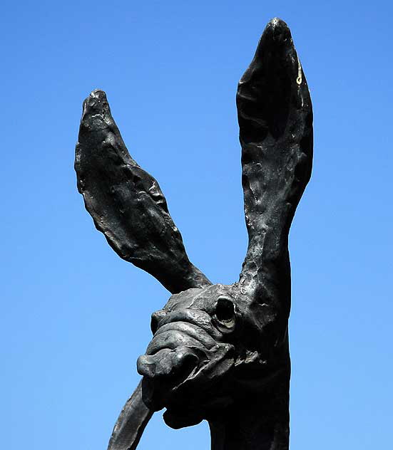 "Runner"  bronze, 2007  Barry Flanagan, 1989-90